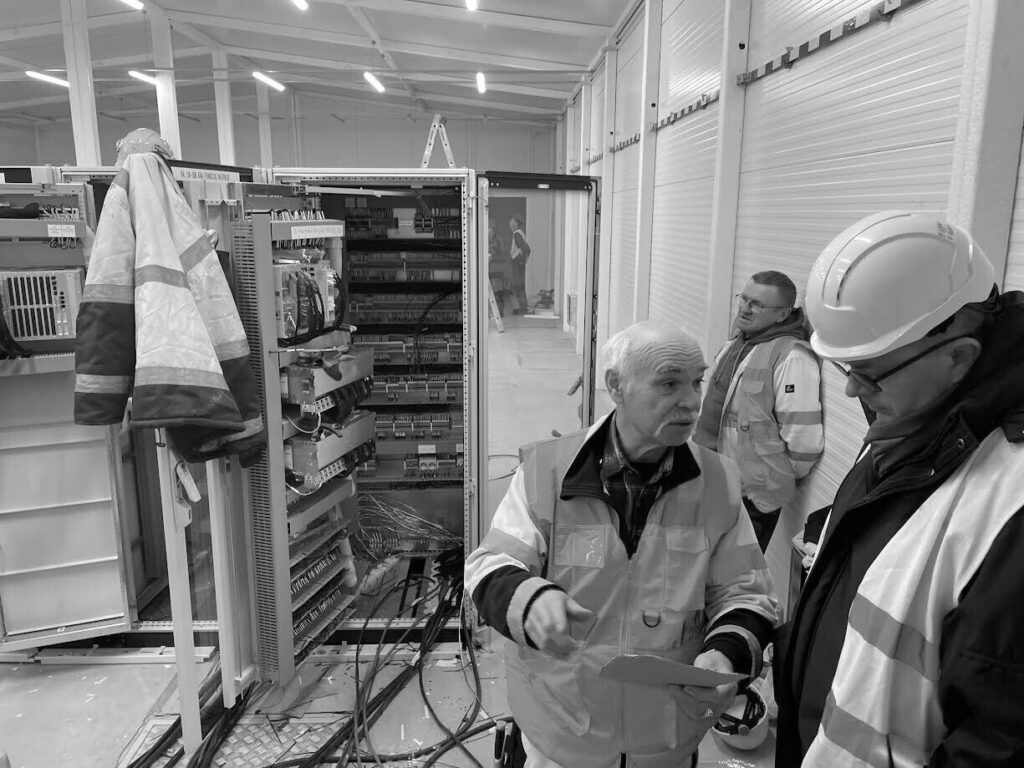 Techninės konsultacijos, šilumos ir pramonės objektų elektros instaliacijos klausimais