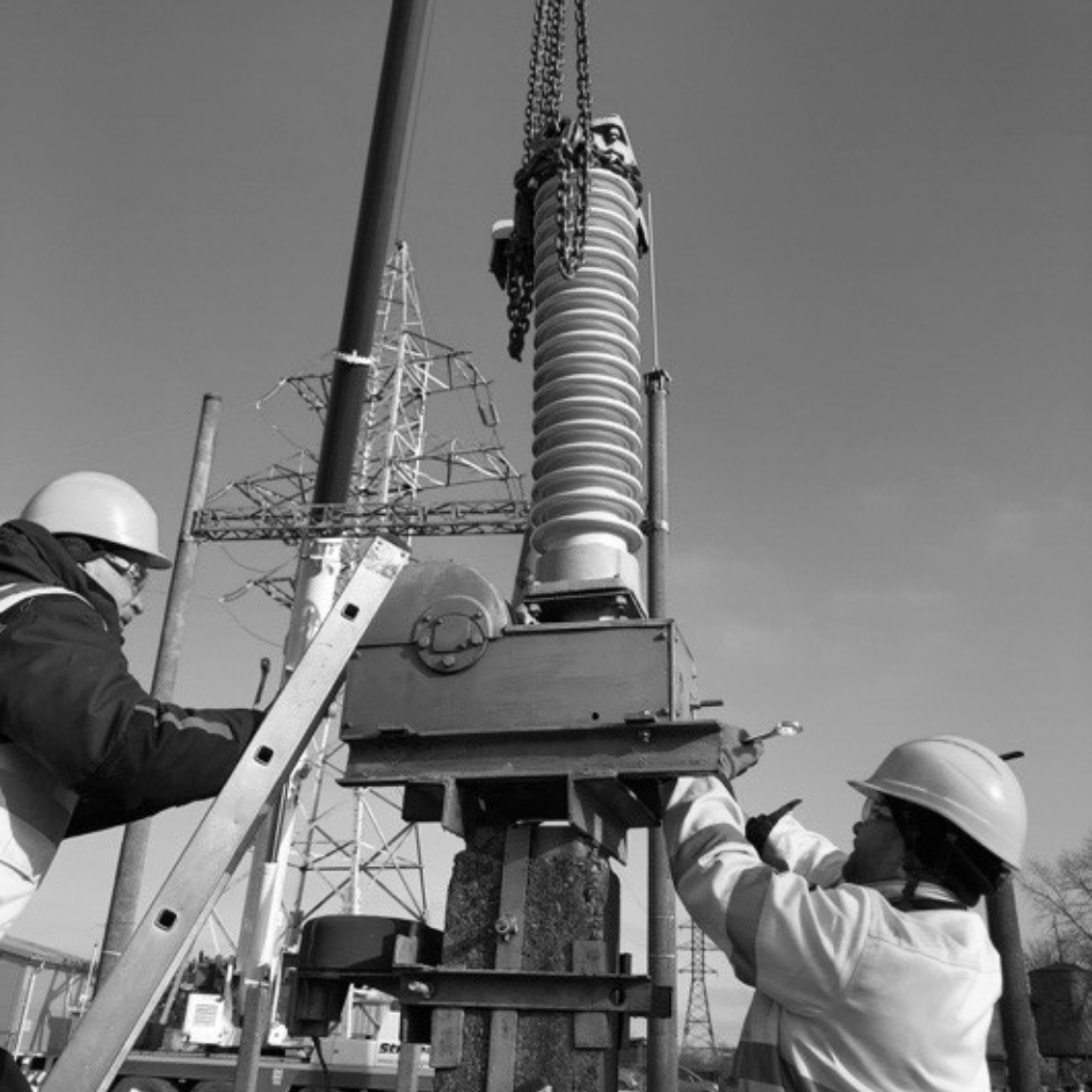 Kabelių linijų tiesimas, transformatorinių pastočių ir vidaus tinklų montavimas, elektros įrangos pajungimas, katilinių ir pramonės objektų elektros instaliacija